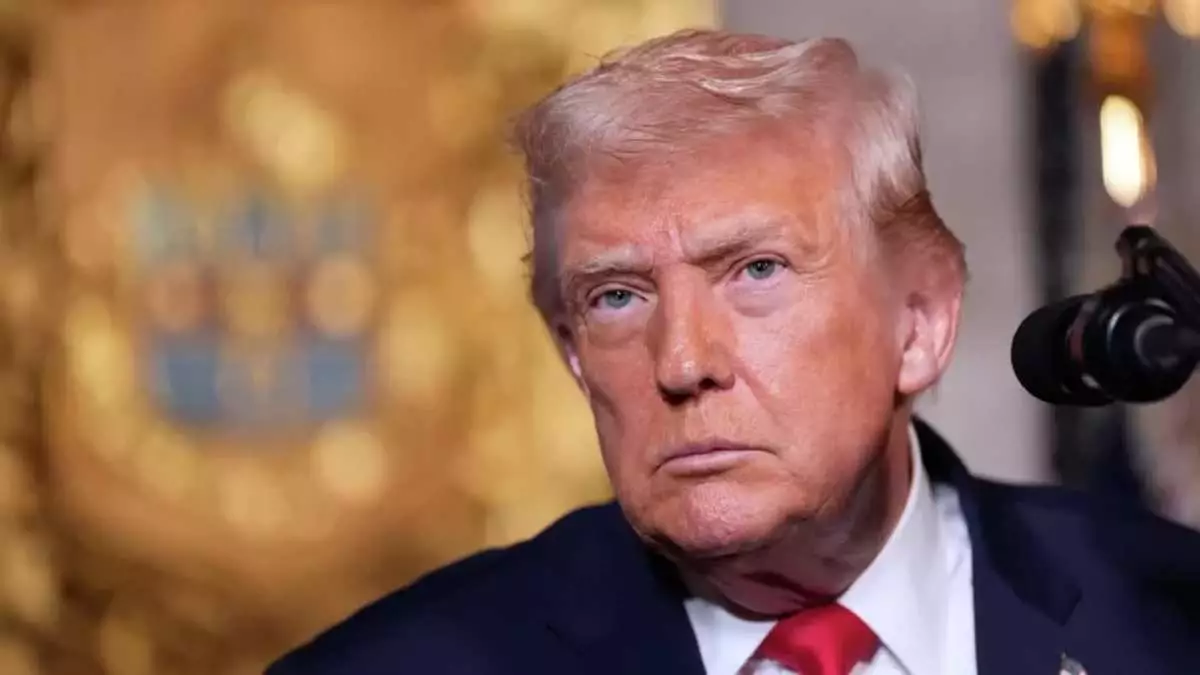 "АҚШ-тың құрлықтағы әскері аймаққа келген": Трамп Иранның мұнайын бақылауға алғысы келетінін мәлімдеді