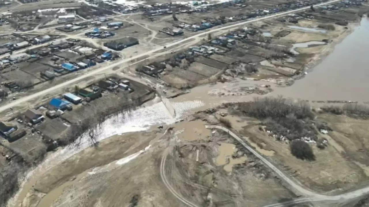 Перелив через мост произошел в Зерендинском районе