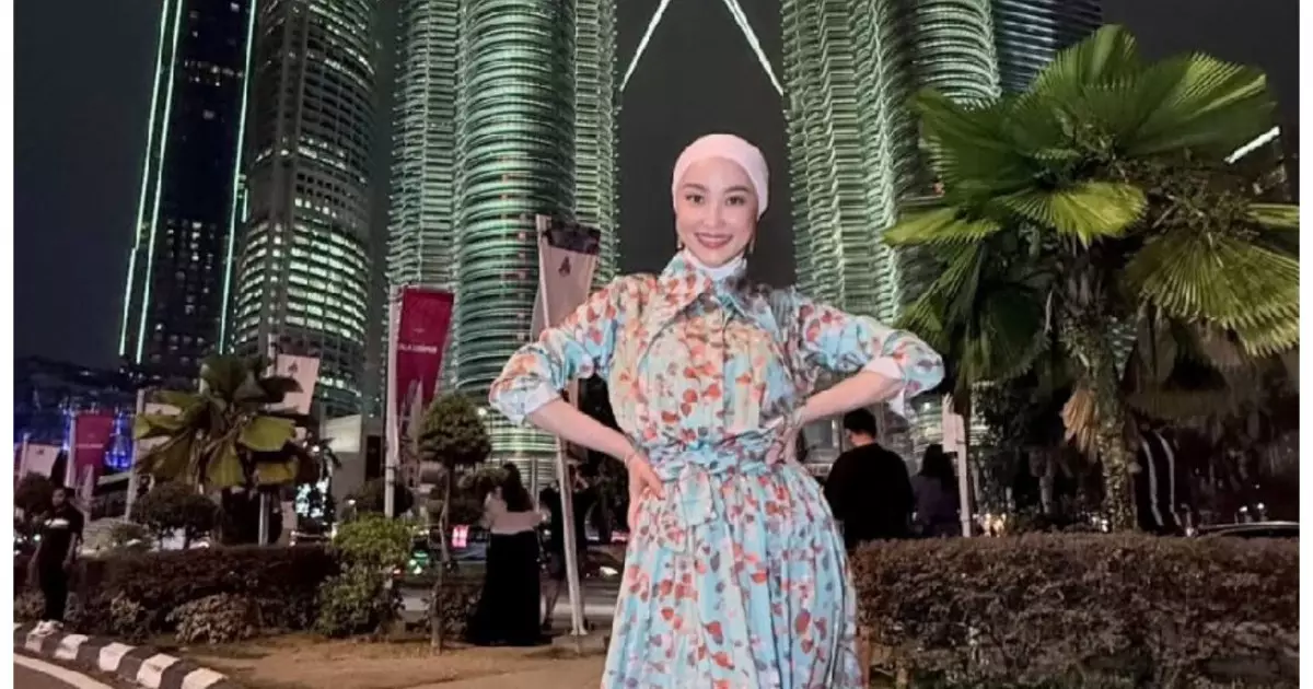  Әнші Мөлдір Әуелбекова елден көшетінін мәлімдеді 