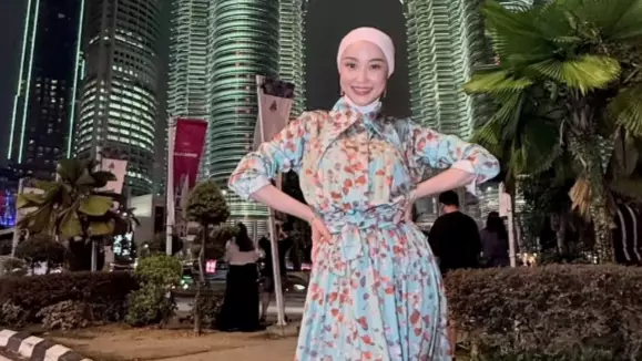 "Бұйырса көшеміз!": Мөлдір Әуелбекова шетелде пәтер іздеп жүр