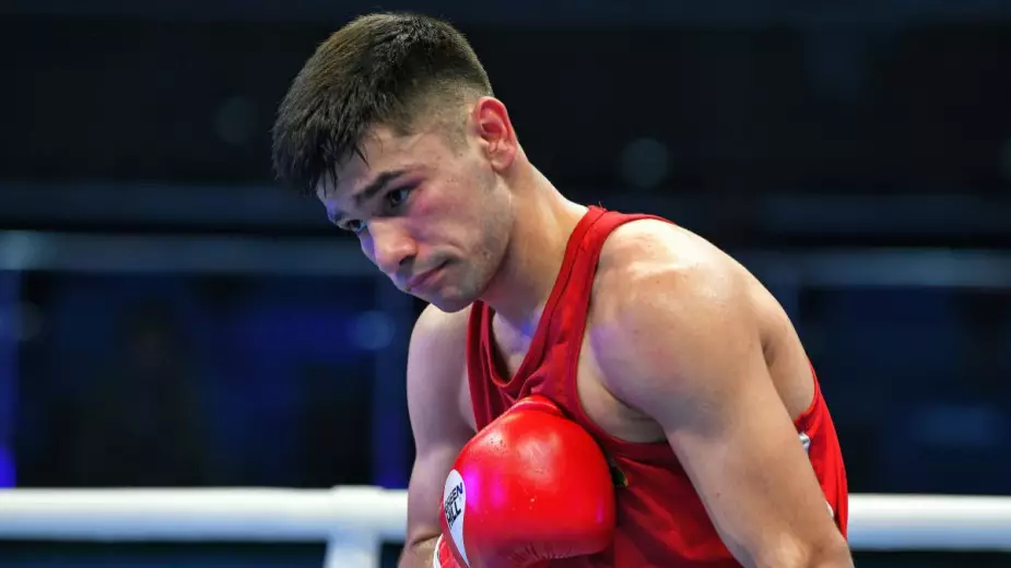 У Узбекистана первая победа и сразу бой с Казахстаном - соперник Махмуда Сабырхана