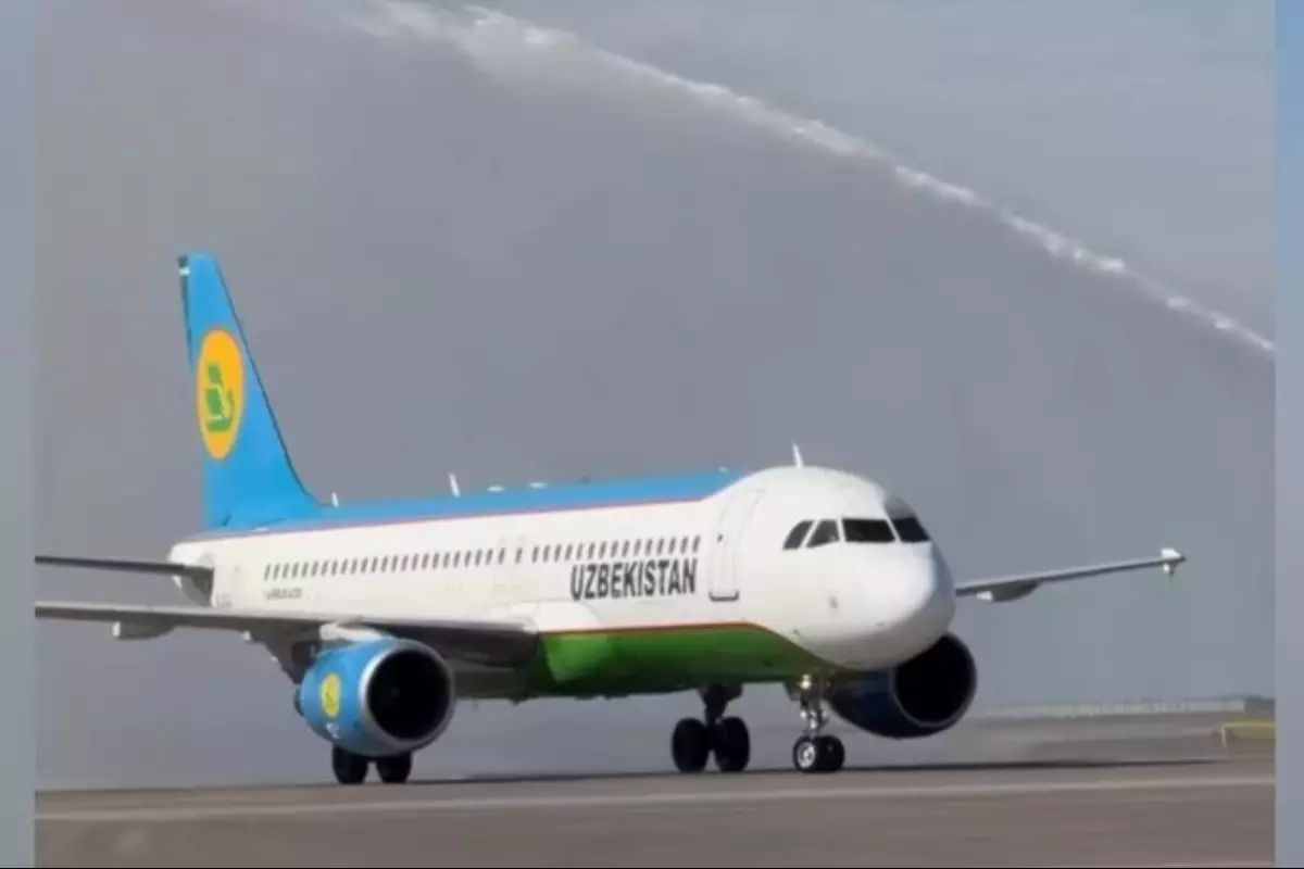 В Атырау прибыл первый прямой рейс из Ташкента