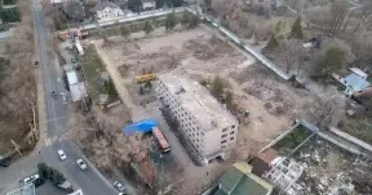  Алматылықтар Бағанашылдағы балалар үйі күреліп жатқанына дабыл қақты 