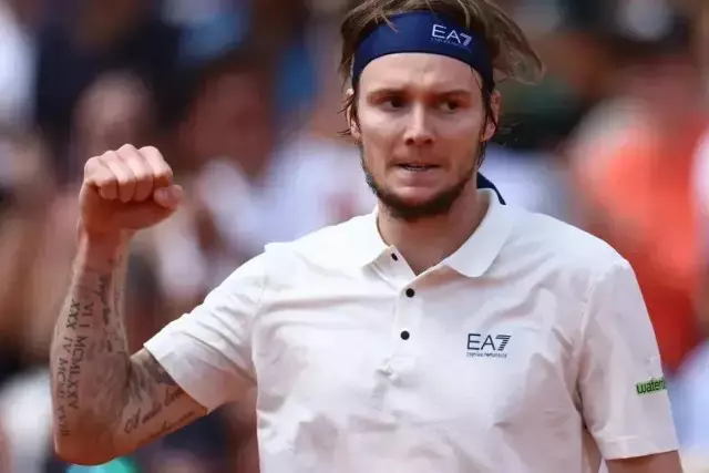 Александр Бублик 11 миллион доллардан астам табыс тапты