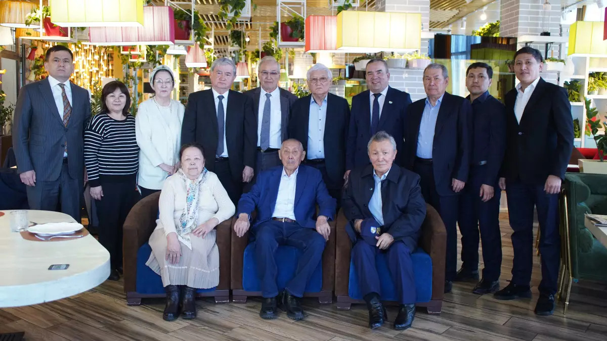 Казахстанские писатели и поэты вошли в Попечительский совет проекта «Читающая нация»