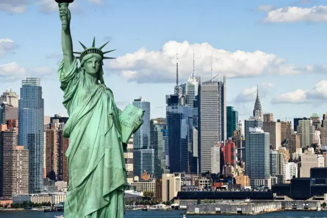 АҚШ-та қазақстандық студенттерге виза беруден жаппай бас тартып жатыр