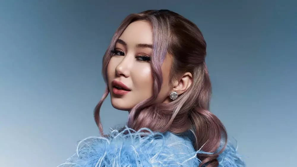 Песни Bayansulu: певица и композитор обменялись обвинениями в соцсетях