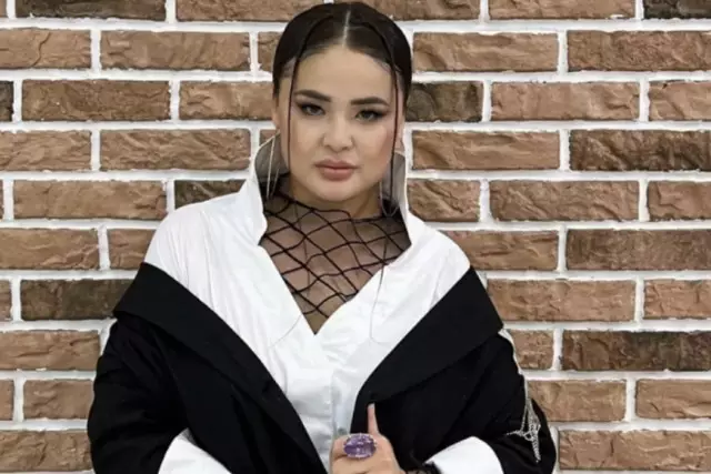 «Қолынан ұстап көшеде жүргім келеді»: Мөлдір Мұқан жан сырын айтып ақтарылды