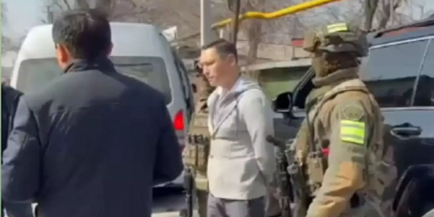 «Міндетті болды»: Боқаев жағдайды біле тұра Қазақстанға не үшін оралғаны айтылды