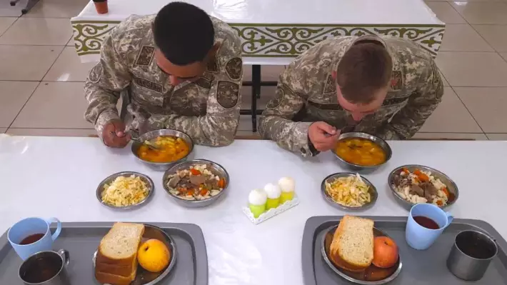 Әскердегі солдаттардың тамақ мәзіріне өзгеріс енгізілмек