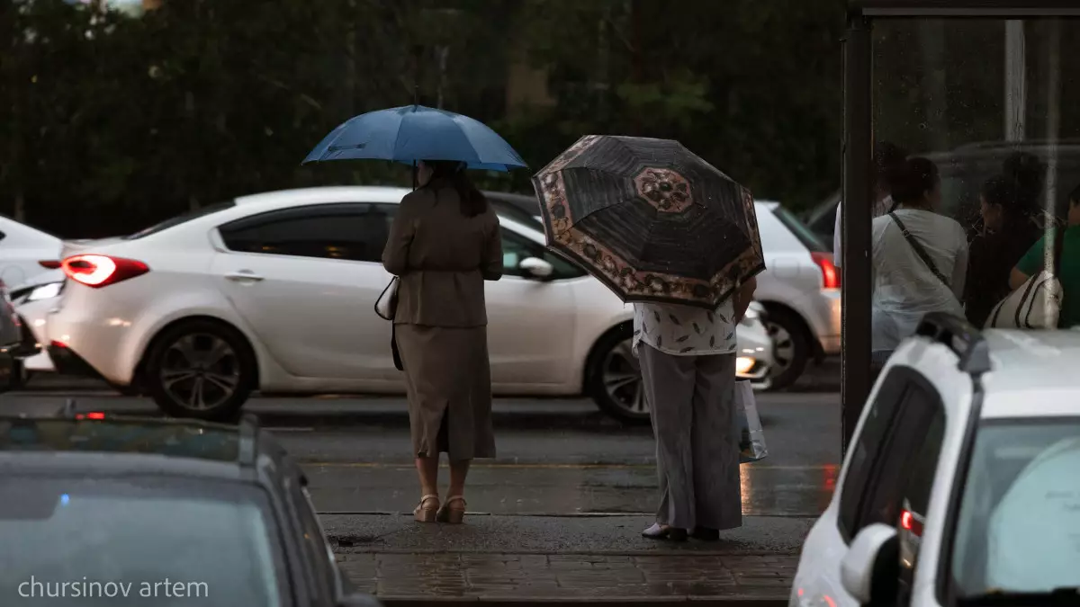 Жаңбыр, найзағай және күшті жел: 1 сәуірде Қазақстанда ауа райы күрт өзгереді