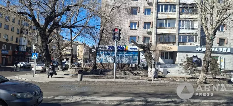 Отремонтировать дороги на 100 улицах и заасфальтировать 100 дворов намерены в Семее