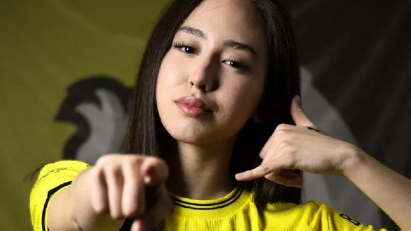 «Жеңіс» әйелдер футбол клубы жас талантты қатарға қосты