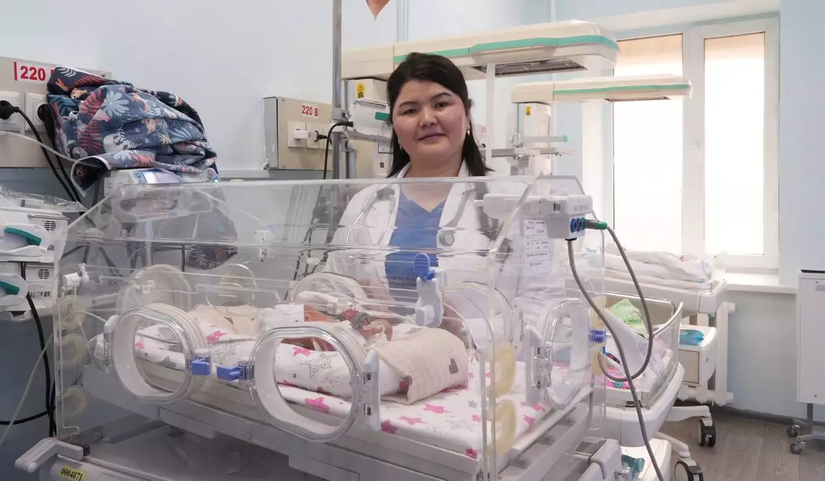 "600 грамм салмақпен дүниеге келген сәбиді аман алып қалдық": Неонатолог дәрігер мамандықтың қиындығы мен қызығы жайлы айтып берді