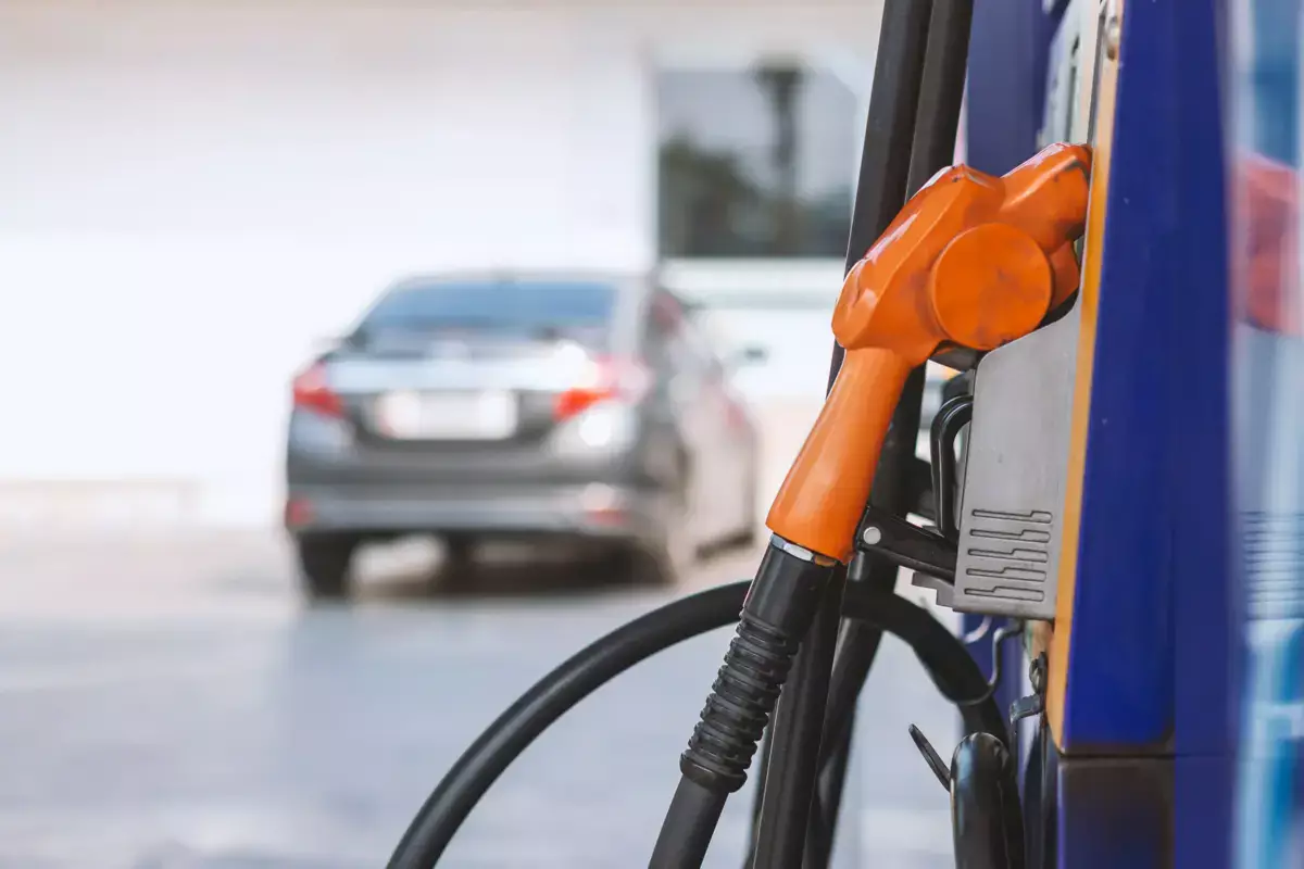 На сколько подорожал АИ-95: новые ценники в Казахстане - новости на Lada.kz 31.03.2026