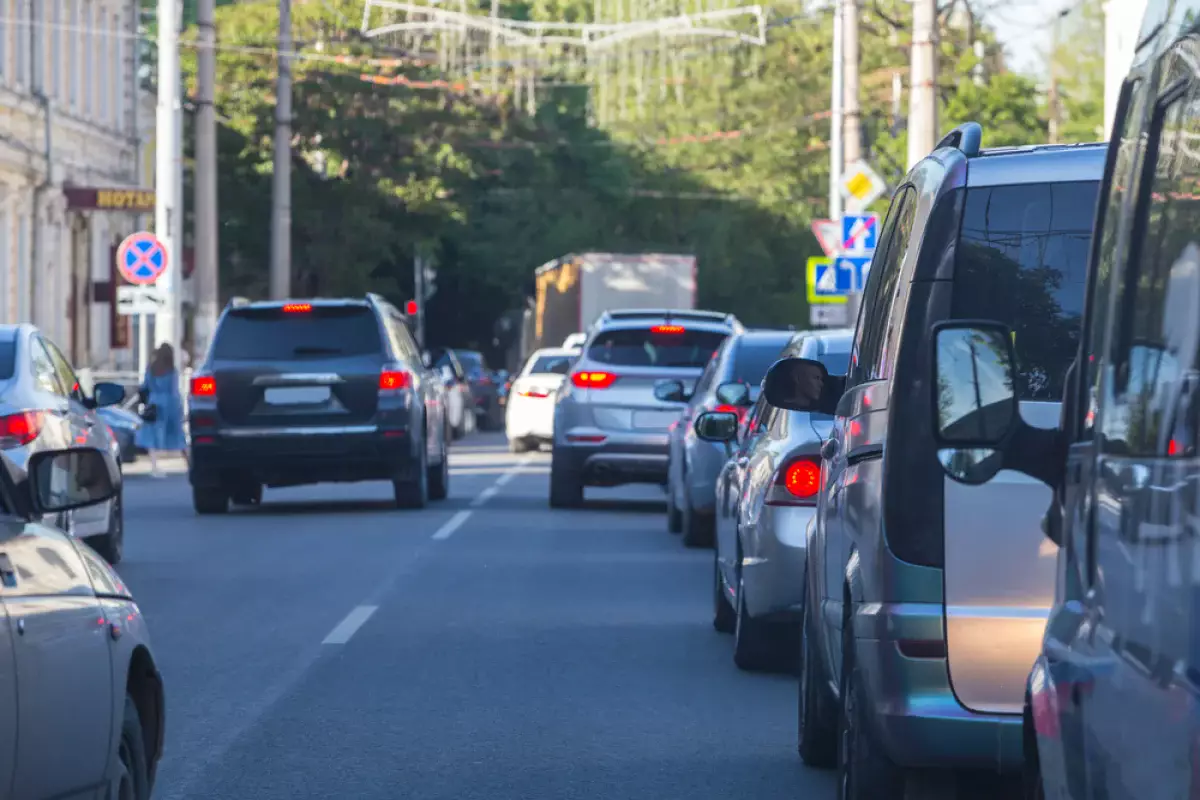 Көлік салығын төлеуге санаулы сағаттар қалды: борышкерлерді қандай жаза күтіп тұр?