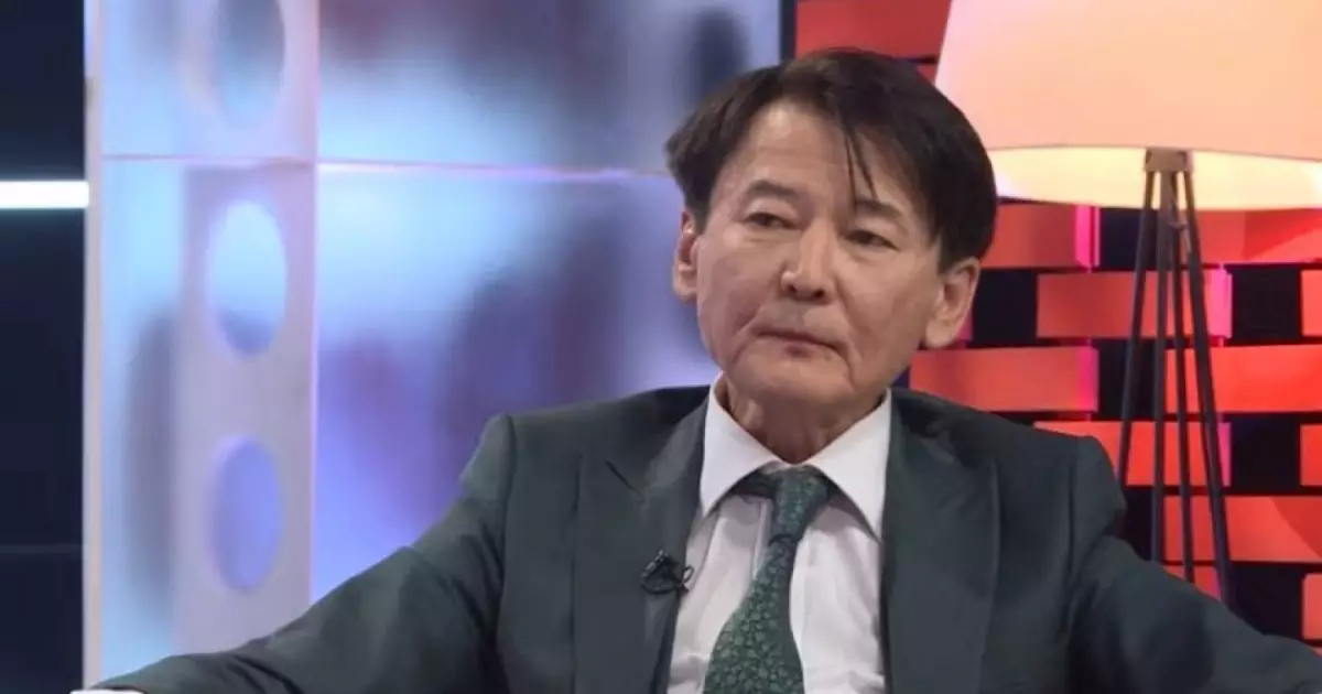  “Тұрсынбекті танығалы бері….”: Қыдырәлі Болманов Мөлдірдің туған күнінде өнер көрсетті (ВИДЕО) 