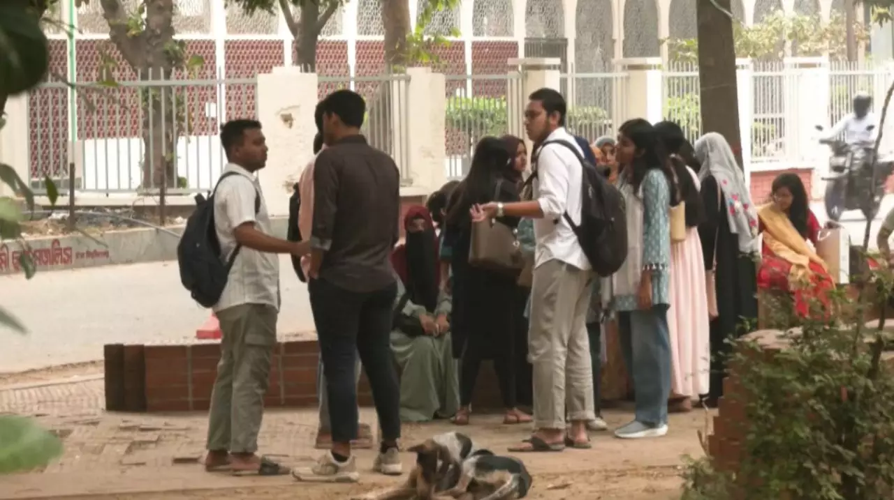 Школы в Бангладеш могут перевести в онлайн