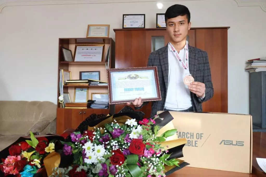 Бехрузбек Элмуродов из Кашкадарьи победил на Международной олимпиаде Жаутыкова в Казахстане.