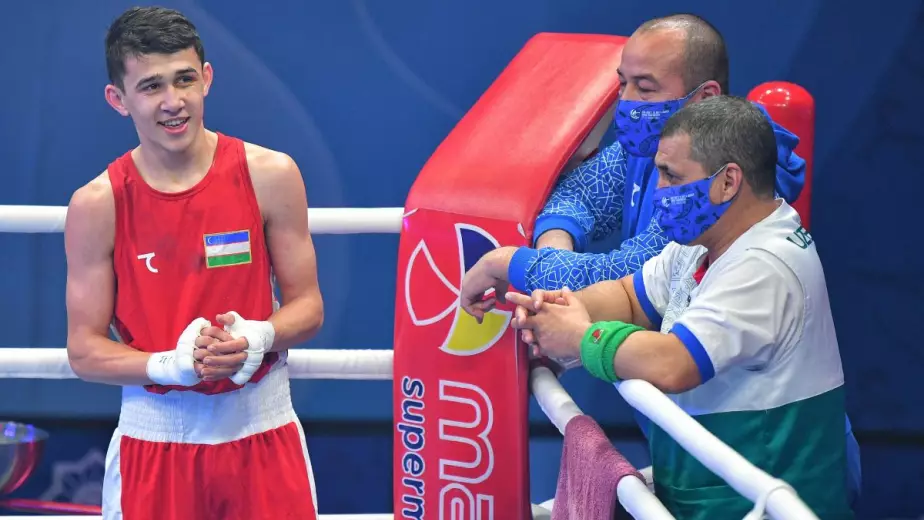 Чемпионат Азии по боксу: расписание и прямая трансляция боев Узбекистана на третий день