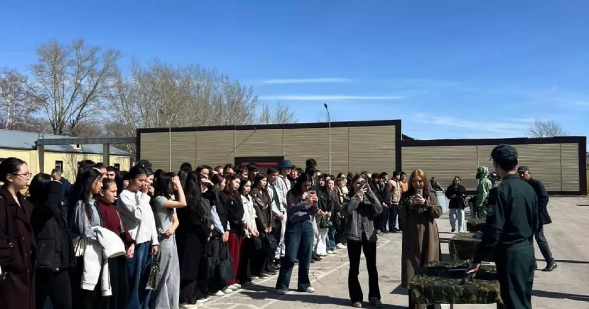   Ұлттық ұлан студенттер үшін ашық есік күнін өткізді   