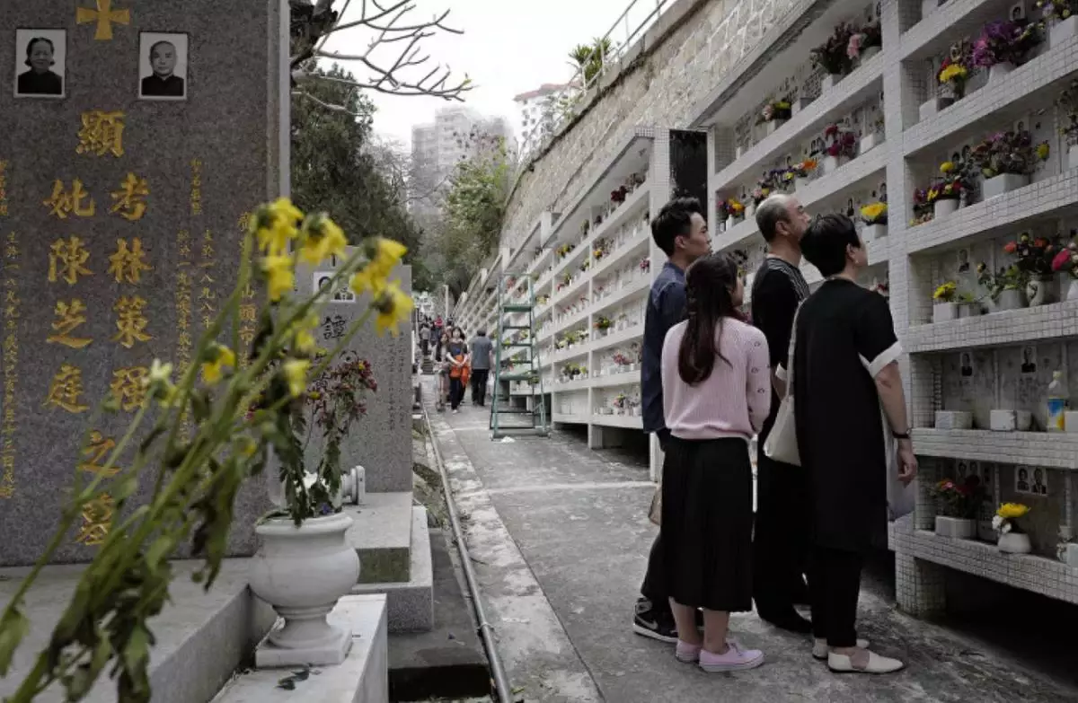 Қытайда адамдардың күлін арнайы пәтерлерде сақтауға тыйым салынды