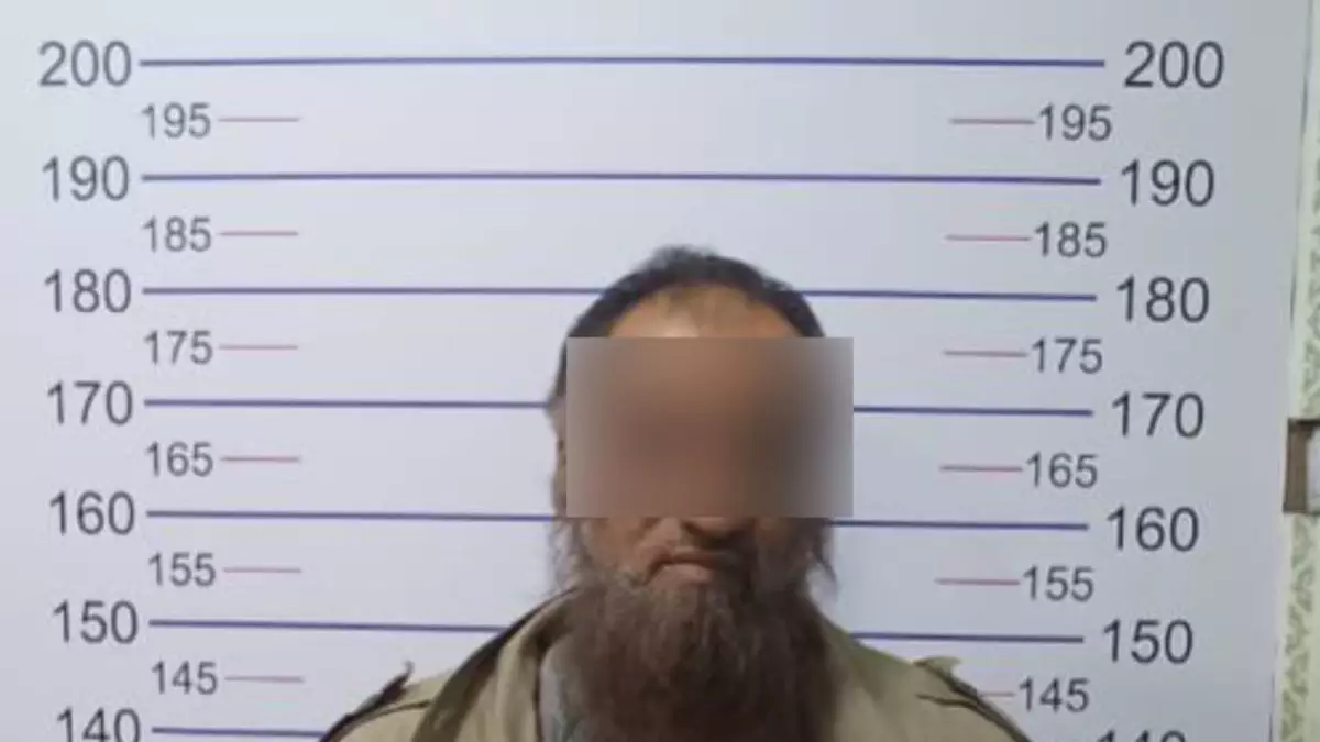 Қырғызстанда балаларға ішіне ине салынған кәмпиттер таратқан ер адам ұсталды