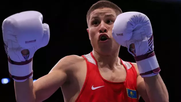 Со счётом 5:0 завершился бой чемпиона мира из Казахстана на ЧА-2026 по боксу