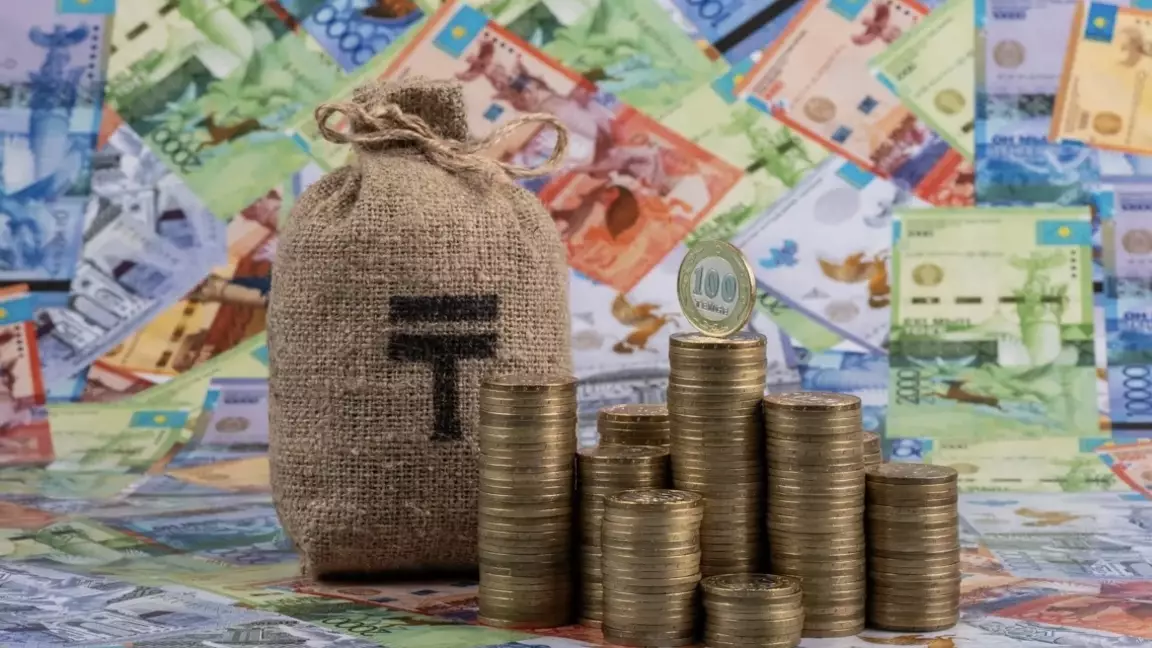 Ақпан қорытындысы: Қазақстандағы ірі банктердің табысы күрт азайды