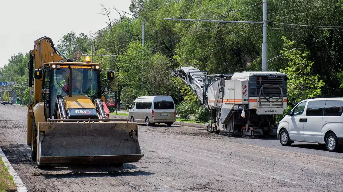 Алматыда Строительная көшесінде құрылыс жұмыстарына байланысты қозғалыс кезең-кезеңімен шектеледі
