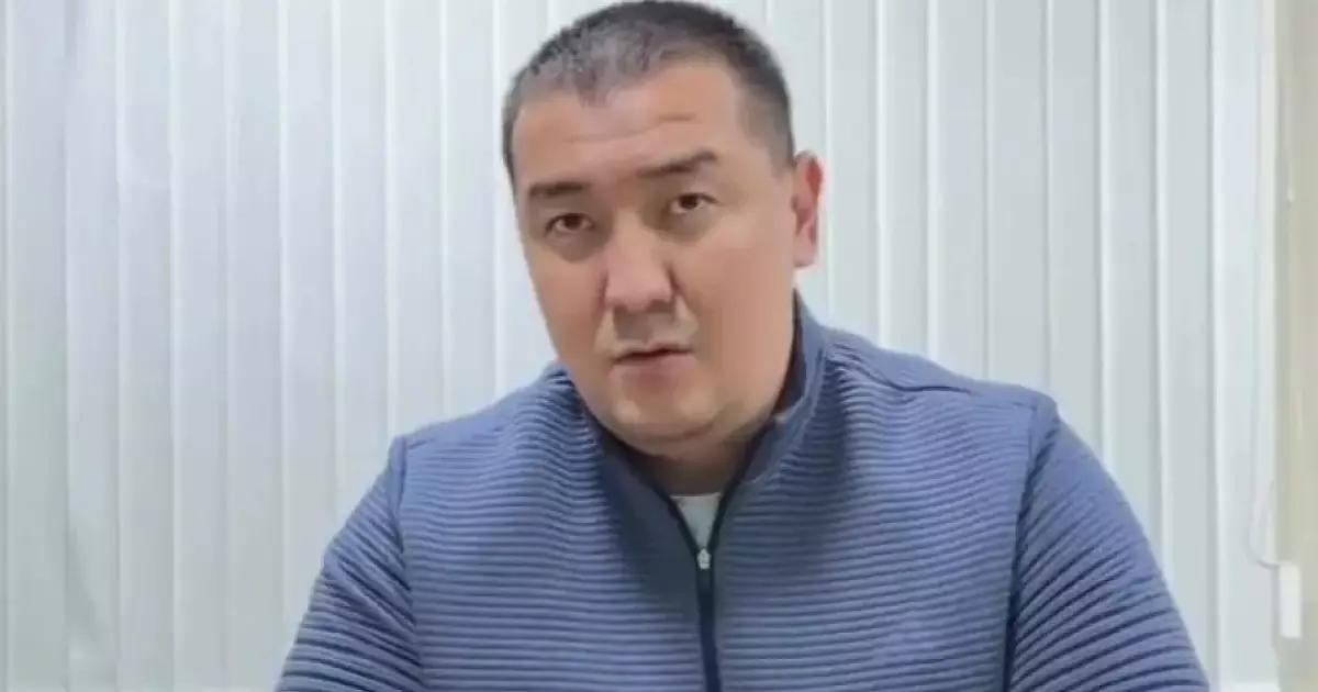  Блогер Әділетхан Молдахан бұрын адам тонағаны үшін сотты болған 