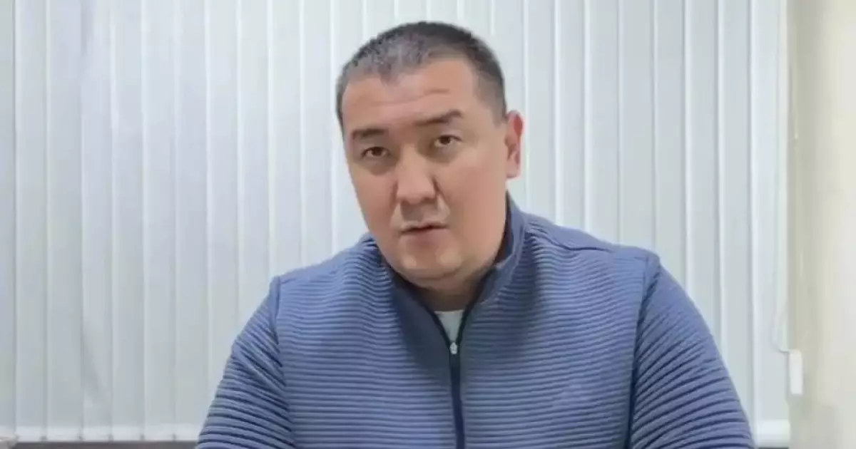  Алматыда жол апаты туралы видео жариялаған заңгер 10 тәулікке қамалды 