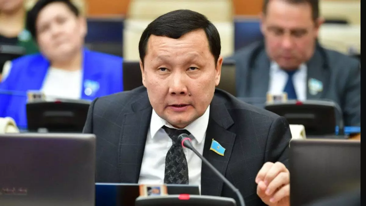 “Қандай тәрбие беріп жатқандығы белгісіз”. Депутат ҰҚК-ге балабақшаларды тексеруді ұсынды