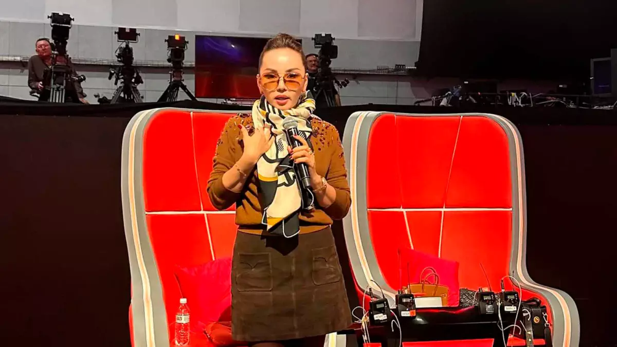 «Қайтадан ішетін болсаңдар, бармаңдар»: Баян Алагөзова Меккеге барып, кейін өзгермейтіндерді сынады