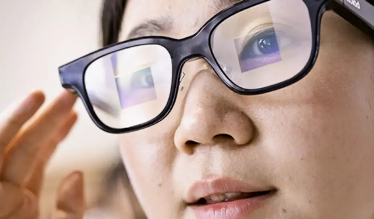 Студенты массово используют умные очки для списывания на экзаменах - новости на Lada.kz 01.04.2026