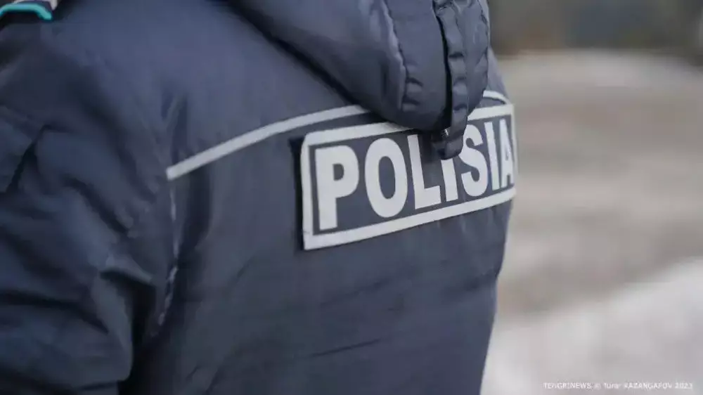 Алматыда 14 қылмысты жасырған тергеуші сотталды