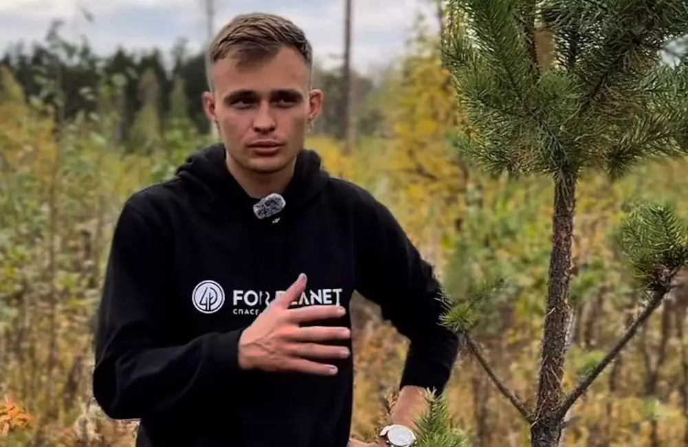 Российский блогер снова поможет посадить деревья в Северном Казахстане