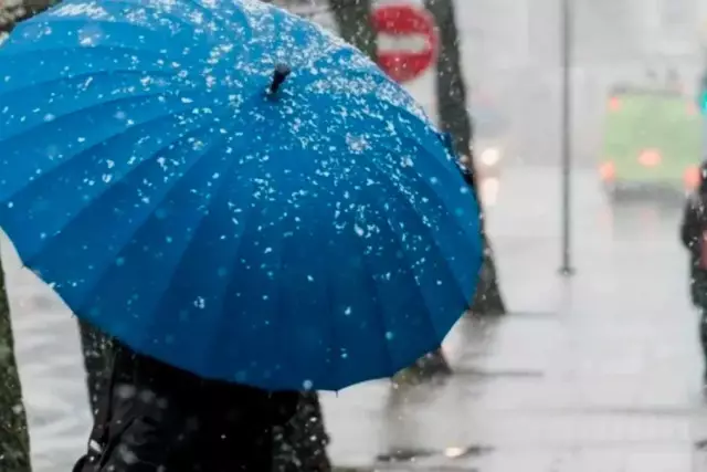 Ауа райы өзгереді: Қазақстанға найзағайлы жаңбыр мен қатты жел келеді