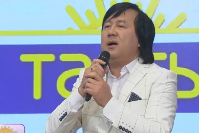 Танымал әнші Әділ Сламхан ауруханаға түсіп қалған (ВИДЕО)