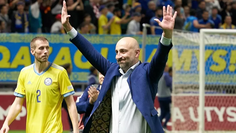 Бывший тренер сборной Казахстана потерял работу после встречи в Астане