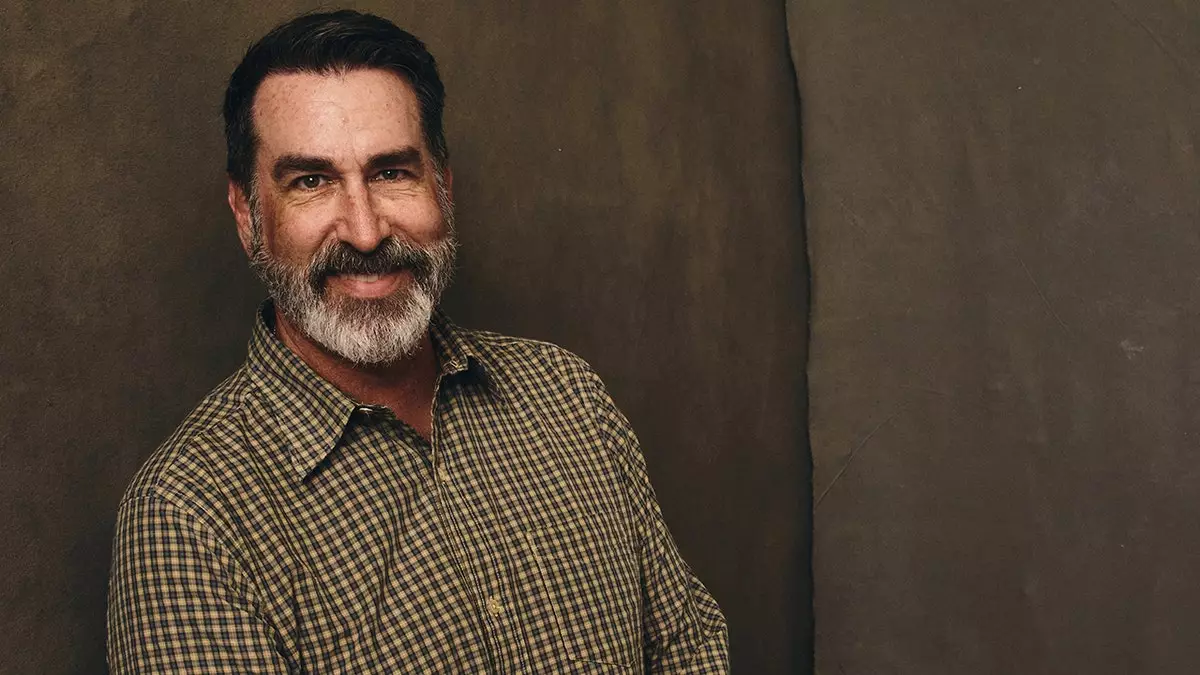 Роб Риггл признался, что вступил в морскую пехоту после случайного замечания агента ФБР.