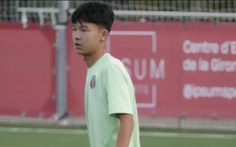 15-летний казахстанский футболист стал игроком «Барселоны»