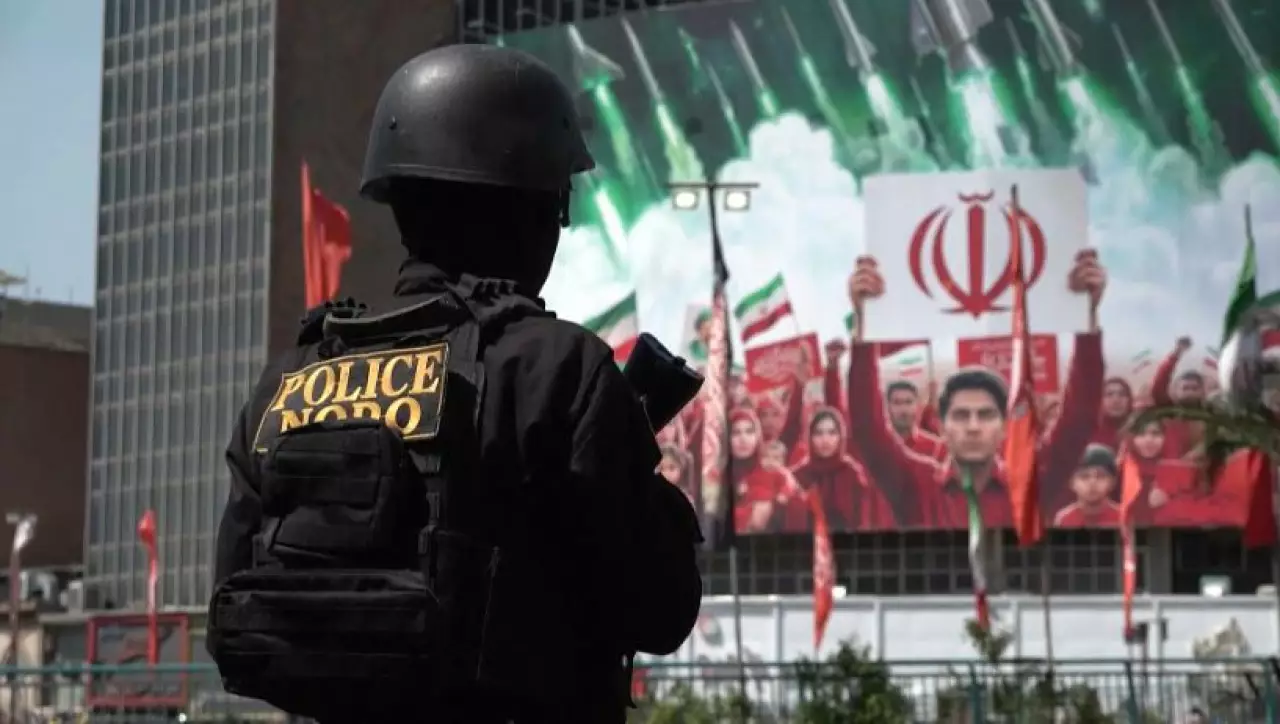 Трамп: Иран попросил США о прекращении огня