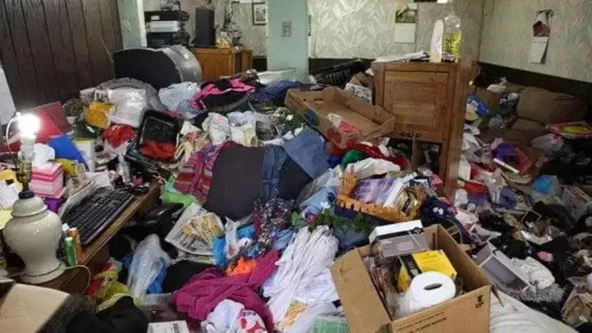 Женщина задохнулась под завалами заказов с маркетплейсов в собственной квартире - новости на Lada.kz 01.04.2026