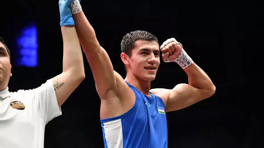 Расписание и прямая трансляция боев Узбекистана в четвертый день ЧА по боксу