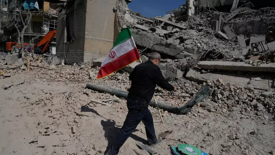 Иран СІМ АҚШ пен Израильдің мектептерге жасаған шабуылын геноцид деп атады