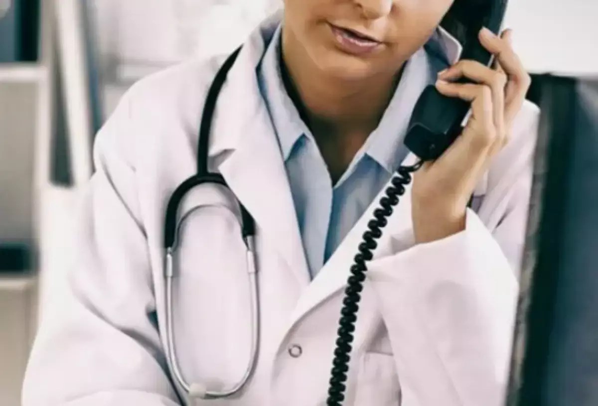 С 1 апреля Казахстан ввёл новый порядок подачи жалоб на врачей: куда обращаться - новости на Lada.kz 01.04.2026