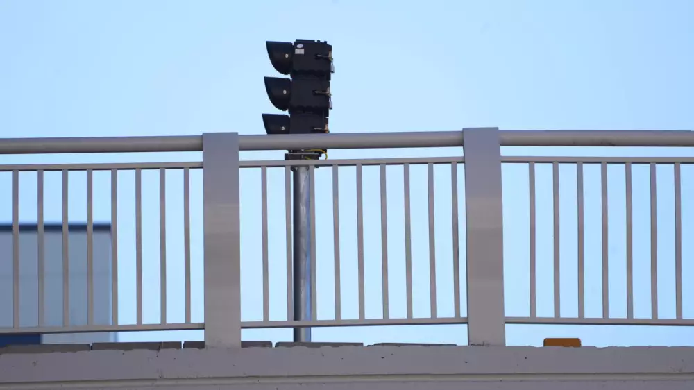 На линии LRT в Астане начали устанавливать светофоры - зачем они нужны