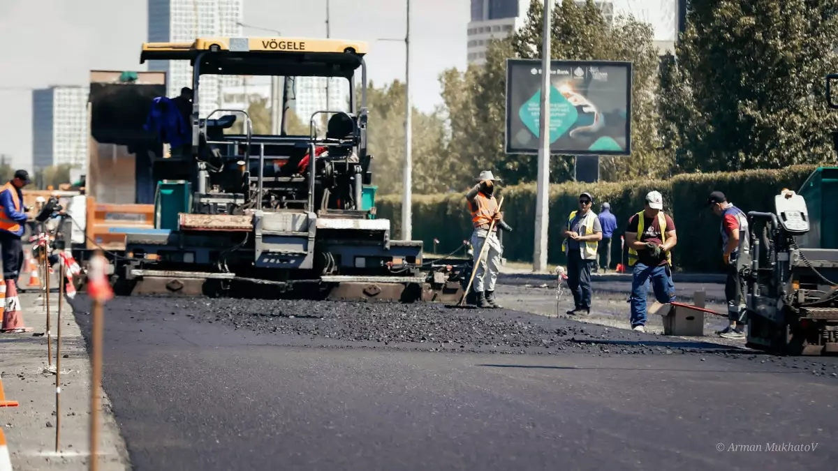 ШҚО-дағы жол дауы: Жобалар тоқтап, миллиардтар өндірілді