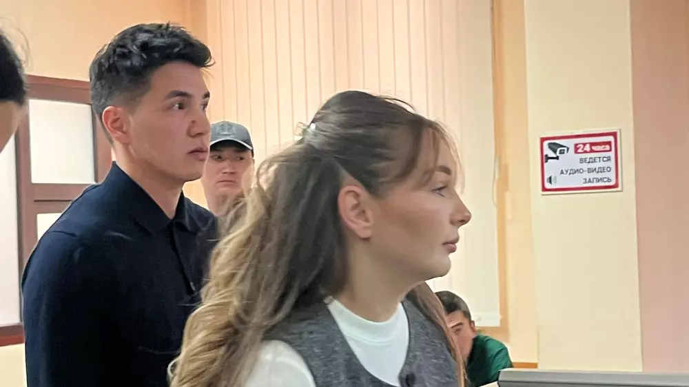 Блогер Жанәбіловтердің ісі немен аяқталуы мүмкін? Адвокат айтып берді